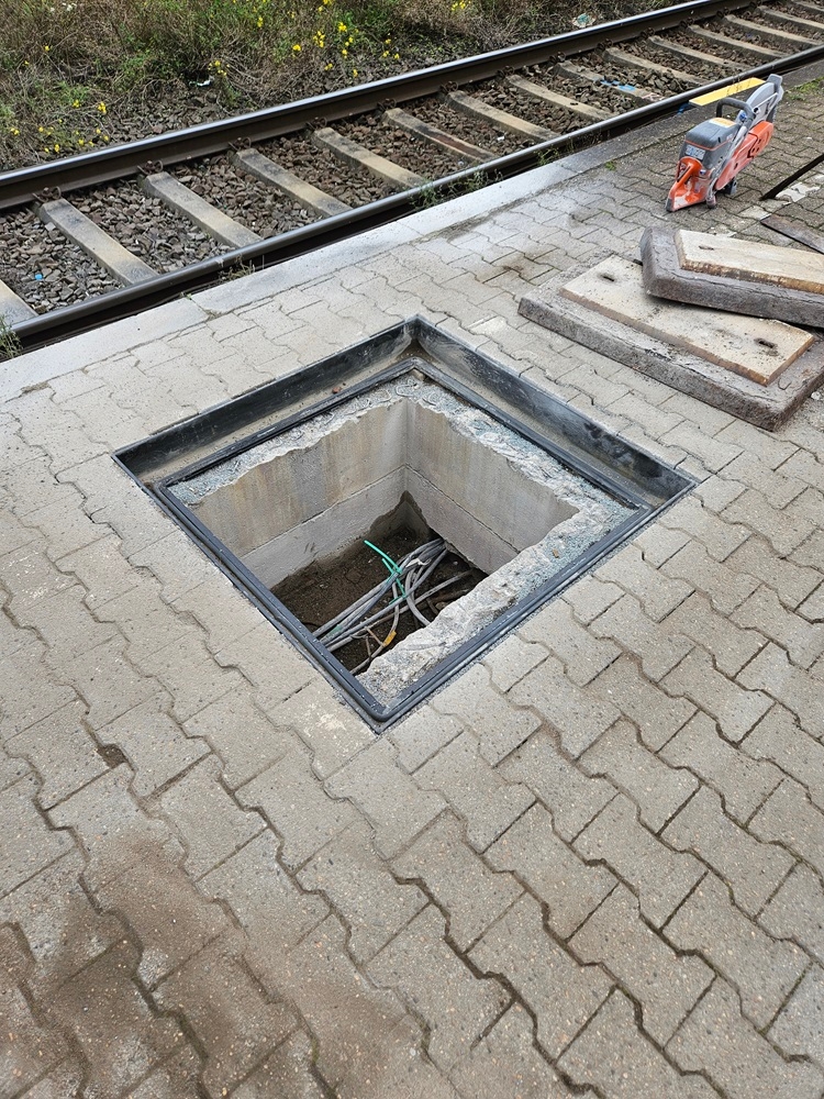 Kabelschachtabdeckung